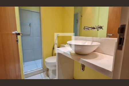 Apartamento à venda com 147m², 3 quartos e 1 vagaBanheiro 2