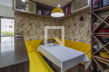 Apartamento à venda com 164m², 4 quartos e 2 vagasCozinha e Área de Serviço