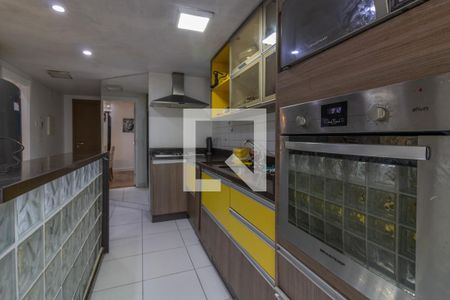 Apartamento à venda com 164m², 4 quartos e 2 vagasCozinha e Área de Serviço