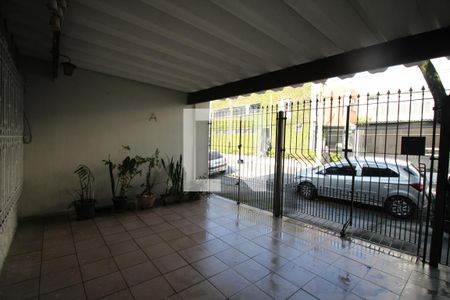 Casa à venda com 120m², 2 quartos e 2 vagasGaragem