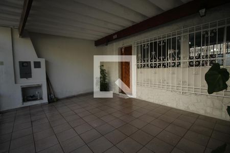 Casa à venda com 120m², 2 quartos e 2 vagasGaragem
