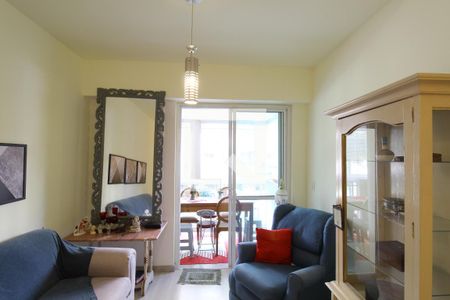 Sala de apartamento para alugar com 2 quartos, 75m² em Camorim, Rio de Janeiro