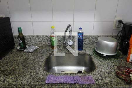 Apartamento para alugar com 75m², 2 quartos e 2 vagasCozinha