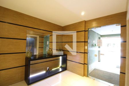 Apartamento para alugar com 75m², 2 quartos e 2 vagasHall de entrada