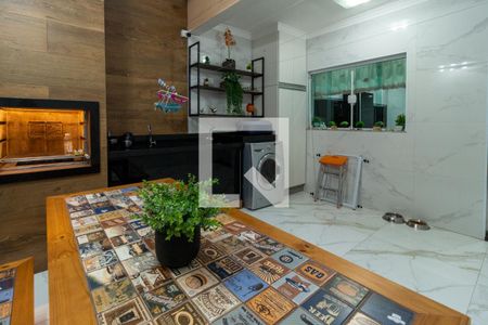 Casa à venda com 104m², 3 quartos e 2 vagasÁrea de Serviço