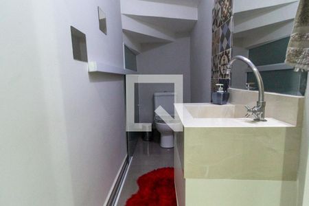 Casa à venda com 104m², 3 quartos e 2 vagasLavabo