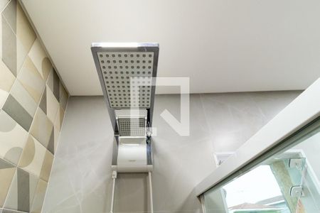 Casa à venda com 104m², 3 quartos e 2 vagasDetalhe do Banheiro da Suite