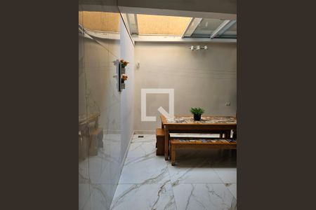 Casa à venda com 104m², 3 quartos e 2 vagasÁrea de Serviço