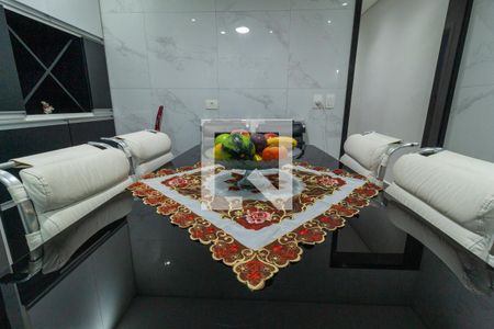 Casa à venda com 104m², 3 quartos e 2 vagasCozinha