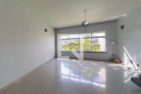 Sala de casa para alugar com 3 quartos, 198m² em Vila Santo Estéfano, São Paulo