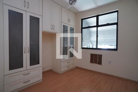 Apartamento à venda com 75m², 2 quartos e 1 vagaQuarto 2