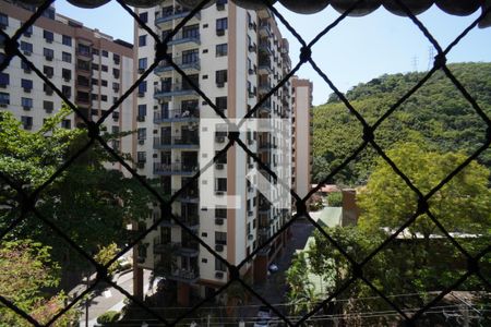 Apartamento à venda com 75m², 2 quartos e 1 vagaSala