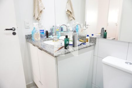 Banheiro de apartamento à venda com 1 quarto, 36m² em Cambuci, São Paulo