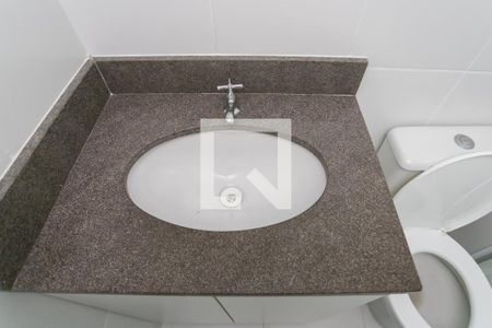 Apartamento para alugar com 51m², 2 quartos e 2 vagasBanheiro