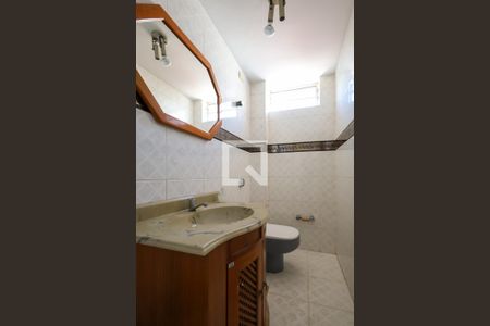 Casa para alugar com 250m², 3 quartos e 3 vagas Casa para alugar com 250m², 3 quartos e 3 vagasLavabo