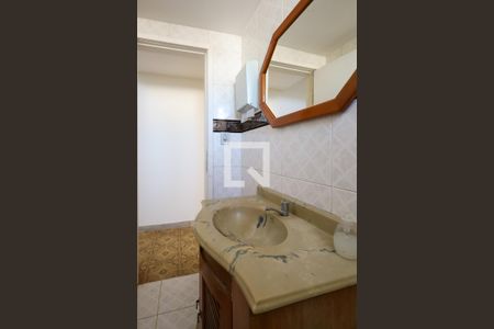 Casa para alugar com 250m², 3 quartos e 3 vagas Casa para alugar com 250m², 3 quartos e 3 vagasLavabo