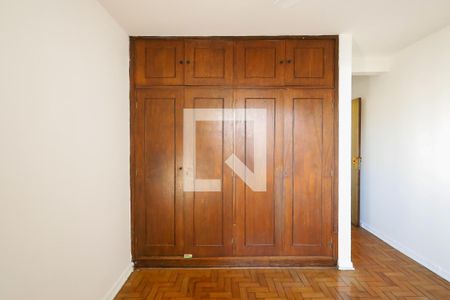 Casa para alugar com 250m², 3 quartos e 3 vagas Casa para alugar com 250m², 3 quartos e 3 vagasSuíte