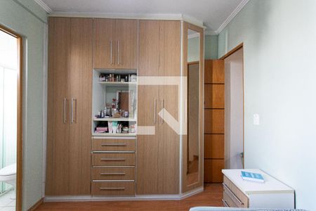 Casa de condomínio à venda com 134m², 3 quartos e 2 vagasSuíte