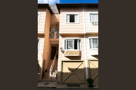 Casa de condomínio à venda com 134m², 3 quartos e 2 vagasFachada da Casa