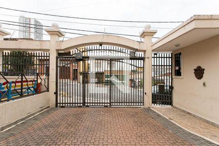 Casa de condomínio à venda com 134m², 3 quartos e 2 vagasÁrea comum - Entrada da garagem