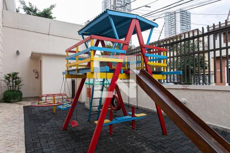 Casa de condomínio à venda com 134m², 3 quartos e 2 vagasÁrea comum - Playground