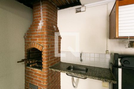 Casa de condomínio à venda com 134m², 3 quartos e 2 vagasChurrasqueira