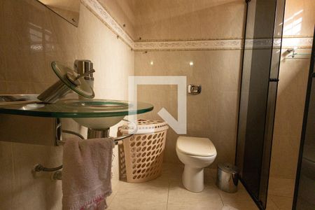 Casa para alugar com 300m², 3 quartos e 2 vagasBanheiro