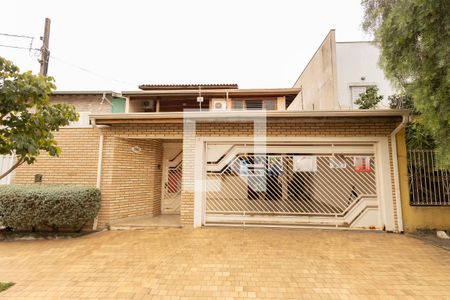 Casa para alugar com 300m², 3 quartos e 2 vagasÁrea Externa