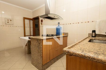 Casa para alugar com 300m², 3 quartos e 2 vagasCozinha