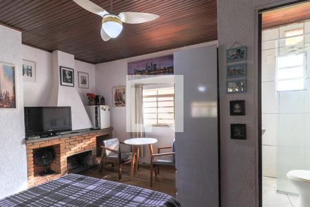 Suíte 1 de casa à venda com 20 quartos, 350m² em Vila Congonhas, São Paulo