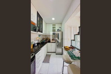 Apartamento à venda com 82m², 2 quartos e 1 vagaCozinha