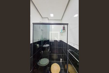 Apartamento à venda com 82m², 2 quartos e 1 vagaBanheiro Social