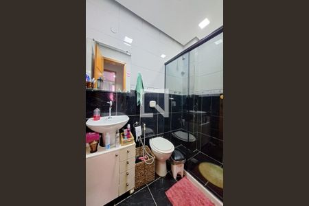 Apartamento à venda com 82m², 2 quartos e 1 vagaBanheiro Social