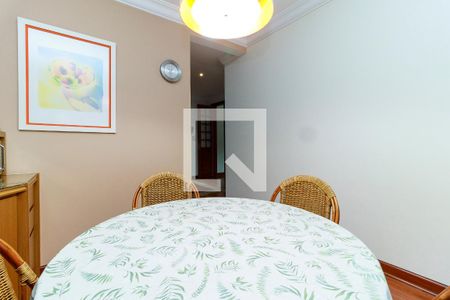 Casa de condomínio à venda com 550m², 4 quartos e 7 vagasCopa