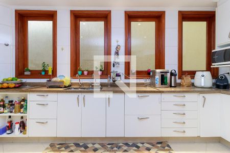 Casa de condomínio à venda com 550m², 4 quartos e 7 vagasCozinha