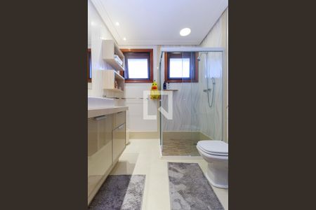 Casa de condomínio à venda com 550m², 4 quartos e 7 vagasBanheiro 3