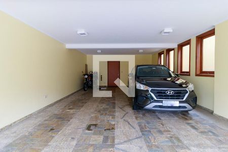 Casa de condomínio à venda com 550m², 4 quartos e 7 vagasGaragem