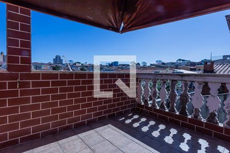 Casa à venda com 200m², 3 quartos e 2 vagas Casa à venda com 200m², 3 quartos e 2 vagasVaranda suite