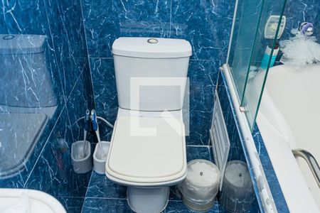 Casa à venda com 200m², 3 quartos e 2 vagas Casa à venda com 200m², 3 quartos e 2 vagasBanheiro suite