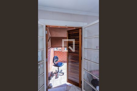 Casa à venda com 200m², 3 quartos e 2 vagas Casa à venda com 200m², 3 quartos e 2 vagasVaranda suite