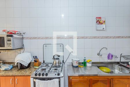 Casa à venda com 200m², 3 quartos e 2 vagas Casa à venda com 200m², 3 quartos e 2 vagasCozinha