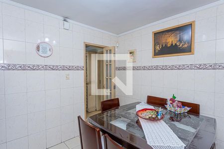 Casa à venda com 200m², 3 quartos e 2 vagas Casa à venda com 200m², 3 quartos e 2 vagasCopa