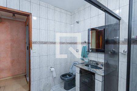Casa à venda com 200m², 3 quartos e 2 vagas Casa à venda com 200m², 3 quartos e 2 vagasBanheiro 1