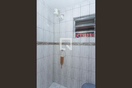 Casa à venda com 200m², 3 quartos e 2 vagas Casa à venda com 200m², 3 quartos e 2 vagasBanheiro 2