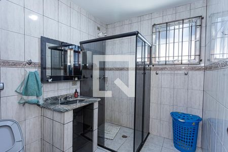 Casa à venda com 200m², 3 quartos e 2 vagas Casa à venda com 200m², 3 quartos e 2 vagasBanheiro 1