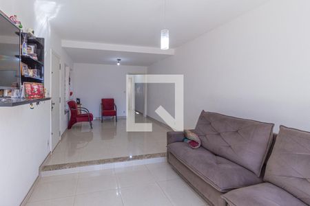 Sala de casa à venda com 5 quartos, 207m² em Cipava, Osasco