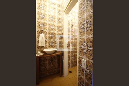 Casa à venda com 260m², 3 quartos e 3 vagasLavabo