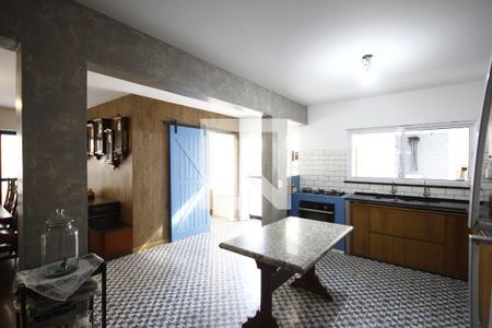 Casa à venda com 260m², 3 quartos e 3 vagasCozinha