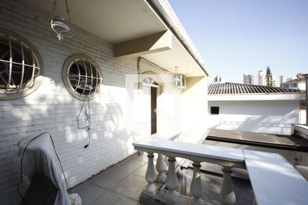 Casa à venda com 260m², 3 quartos e 3 vagasSuíte
