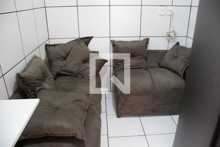 Sala de casa para alugar com 2 quartos, 45m² em Bom Jesus, Uberlândia